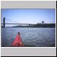 På vej ned af Hudson floden. George Washington Bridge.